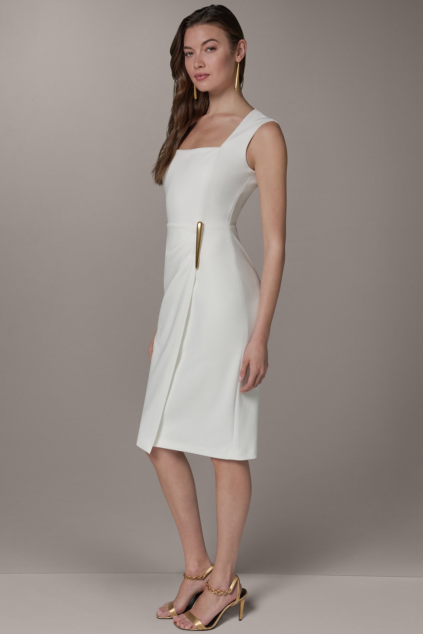SLEEVELESS WRAP-EFFECT MIDI DRESS